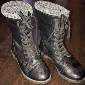 Size 8 Combat Style Boots